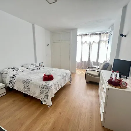 Apartment Antares House Premium, Estudio Con Piscina