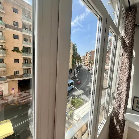Apartment Antares House Premium, Estudio Con Piscina